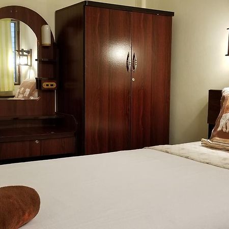 Siriwan Guesthouse Chiang Mai Zewnętrze zdjęcie