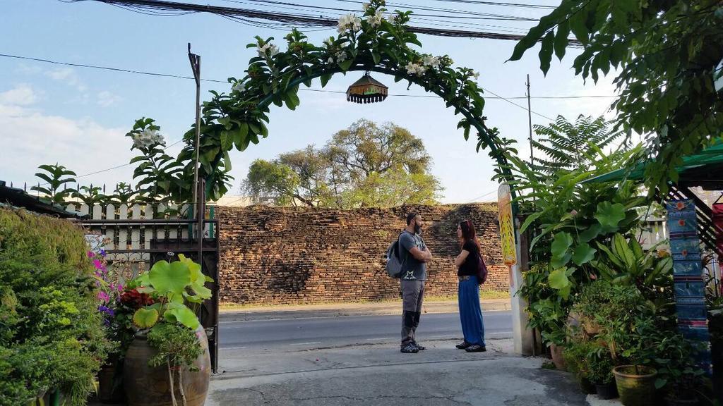 Siriwan Guesthouse Chiang Mai Zewnętrze zdjęcie
