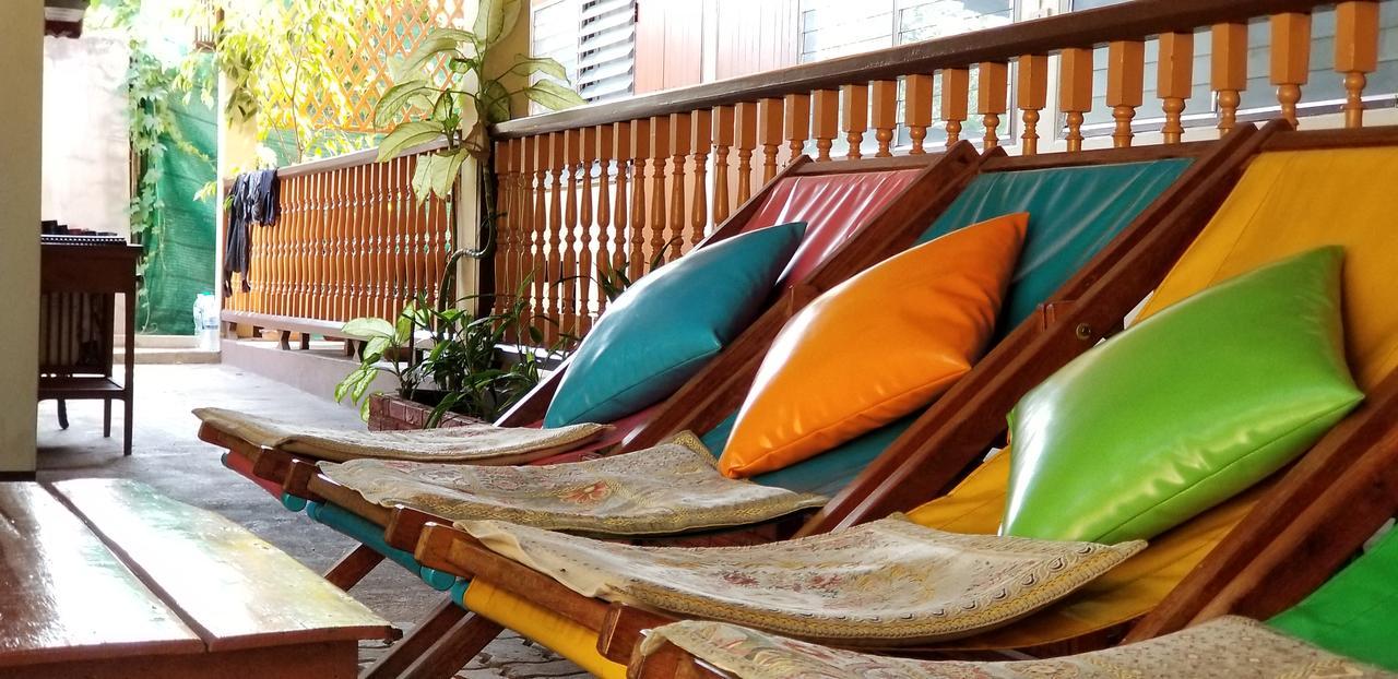 Siriwan Guesthouse Chiang Mai Zewnętrze zdjęcie