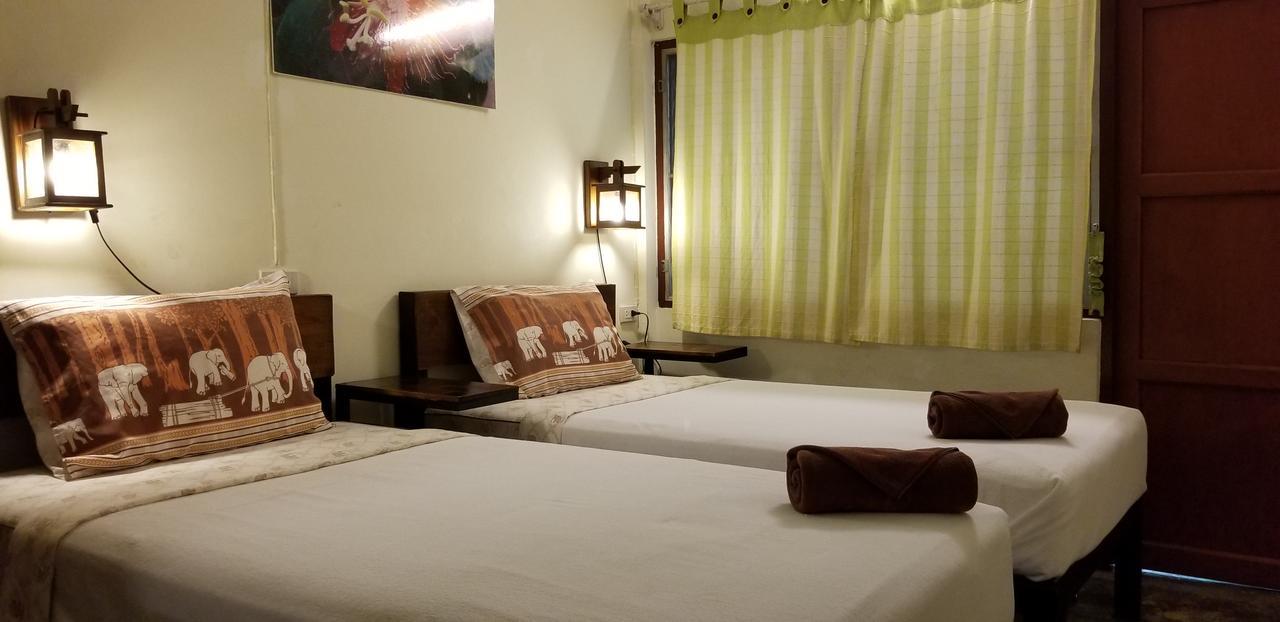 Siriwan Guesthouse Chiang Mai Zewnętrze zdjęcie