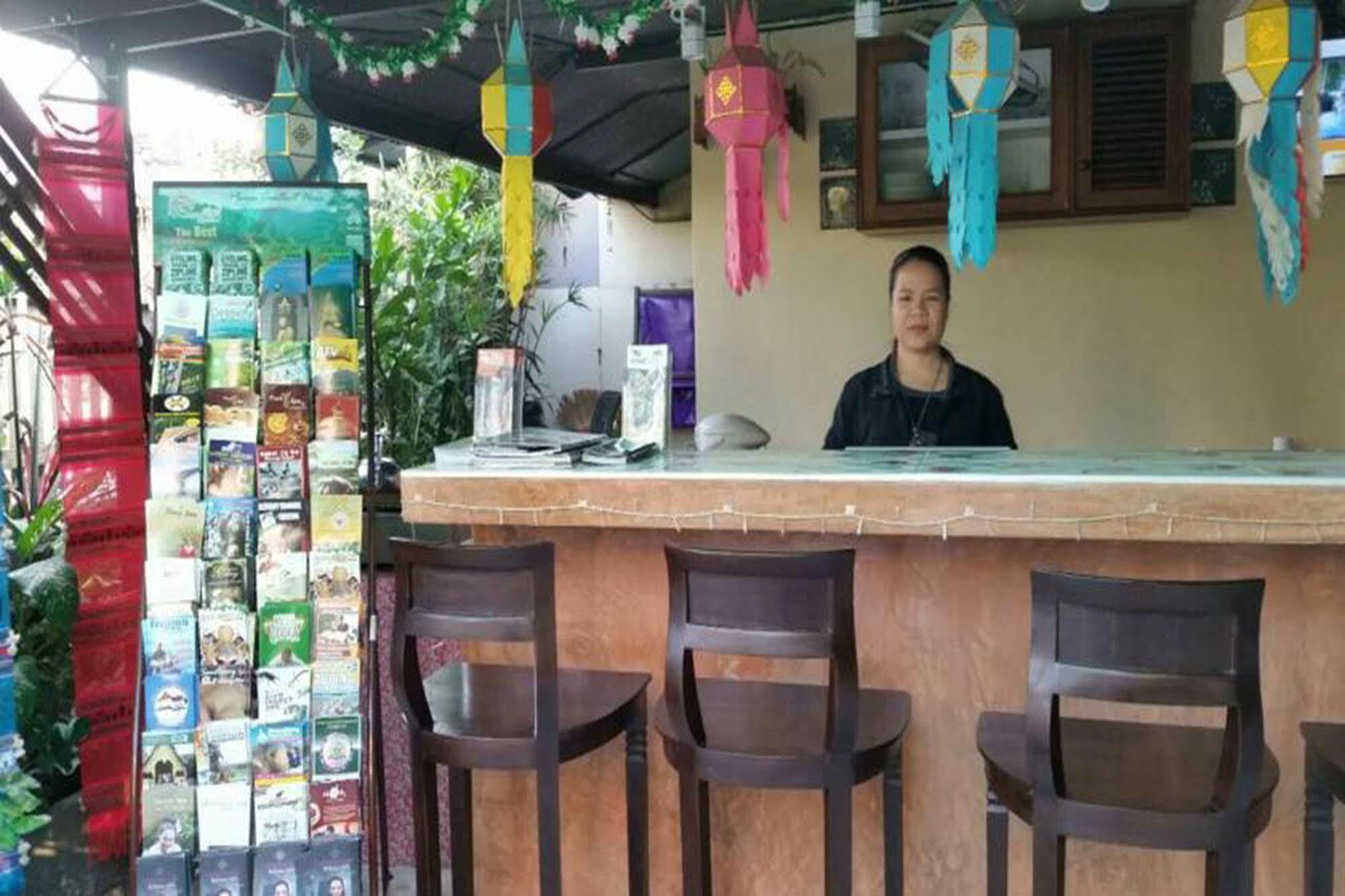 Siriwan Guesthouse Chiang Mai Zewnętrze zdjęcie