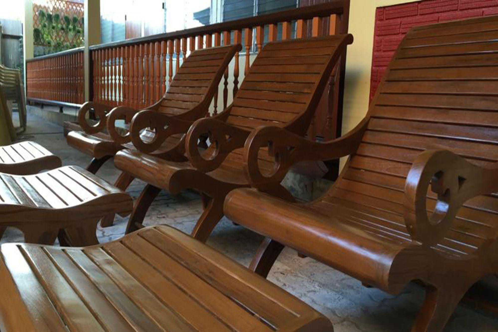 Siriwan Guesthouse Chiang Mai Zewnętrze zdjęcie